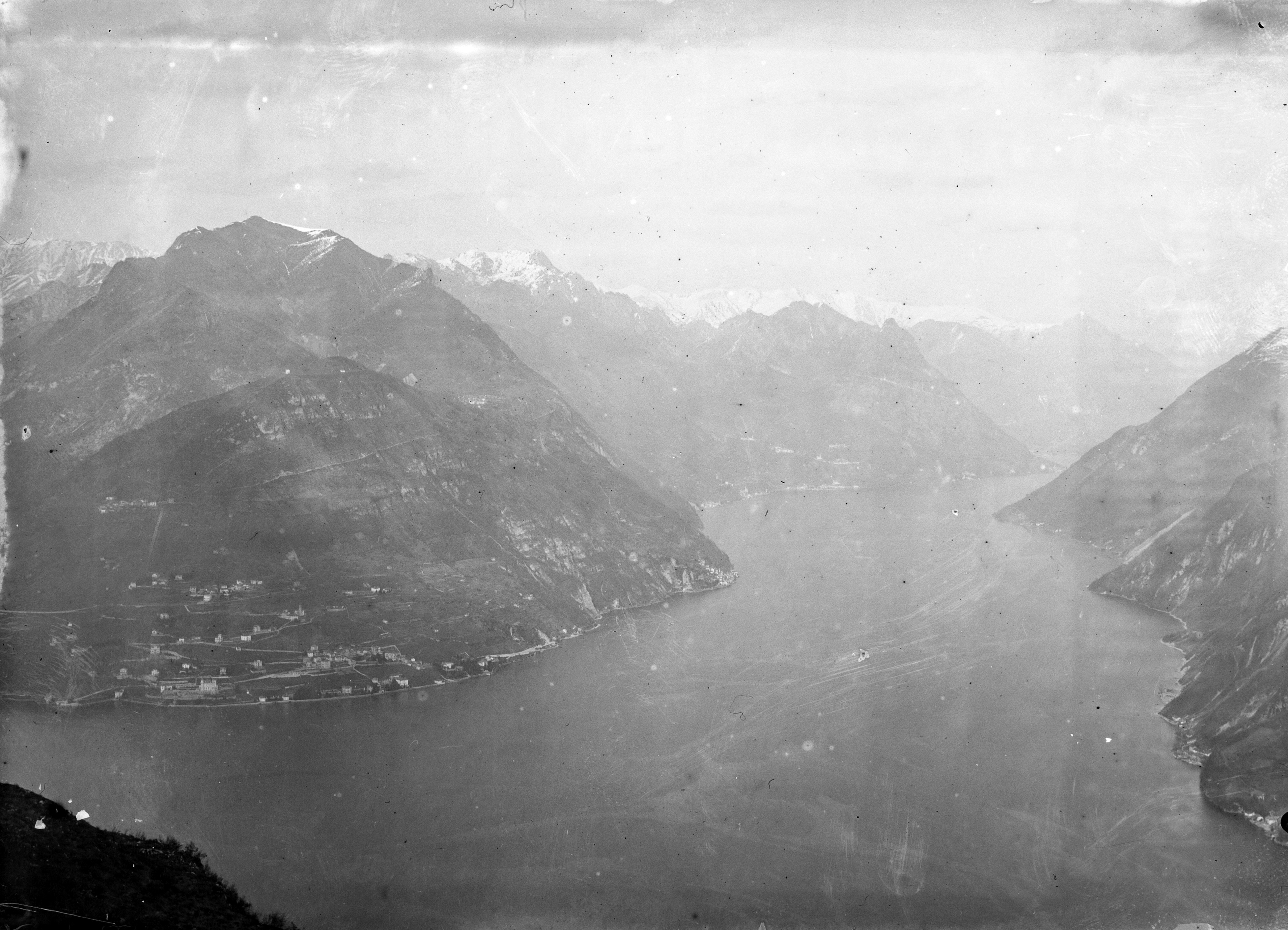 Berge am Luganersee
